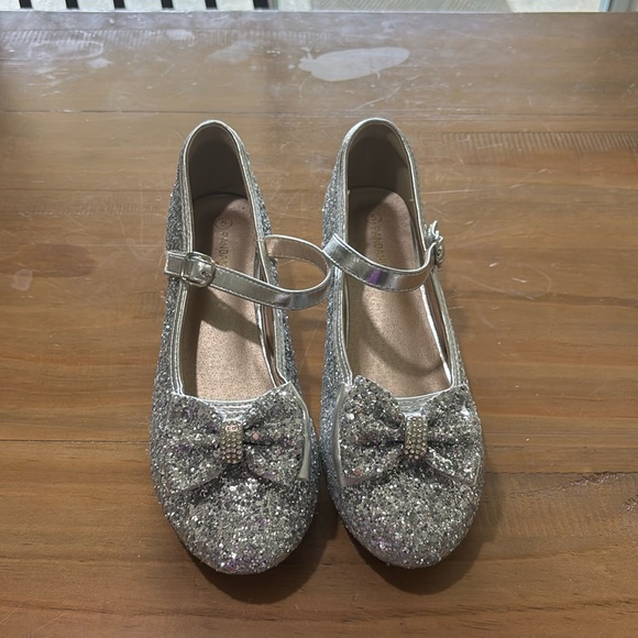 Girls Sparkly Dress Shoes - Picture 2 of 5